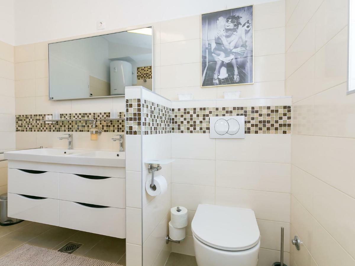 Nada Appartement Poreč Buitenkant foto